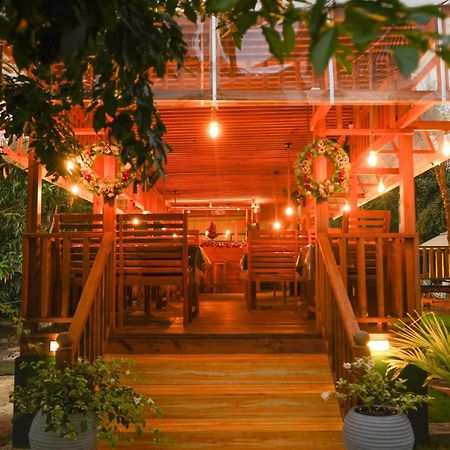White Land City Hotel ダンブッラ エクステリア 写真
